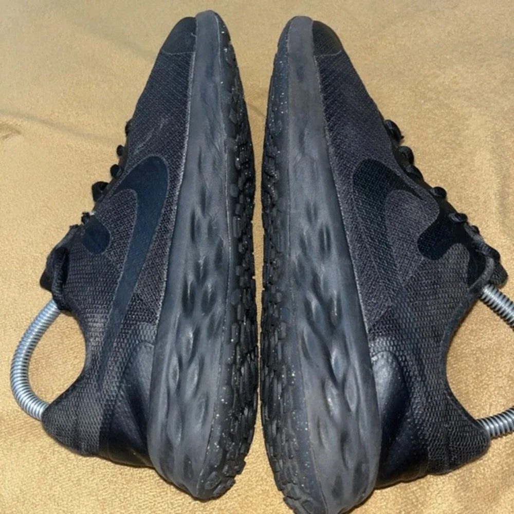 Women's Size 7 Nike Revolution 6‎ NN (GS) Shoes Black Dark Smoke DD1096-001 Gym